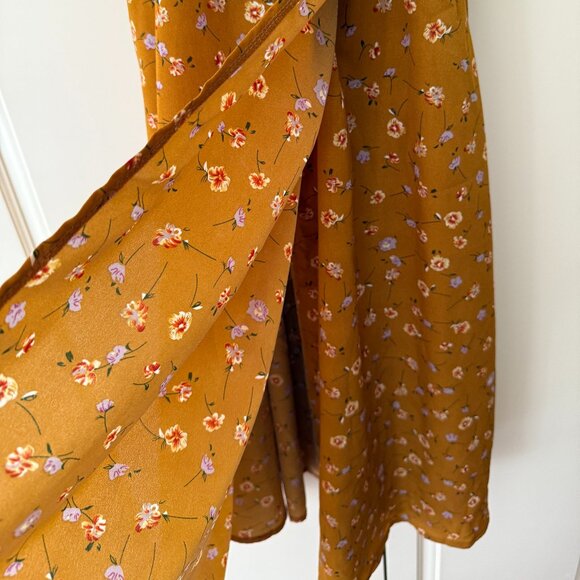 Sweet floral maxi sundress, golden tones, elastic back, 41 long with slit, XL - Picture 4 of 5